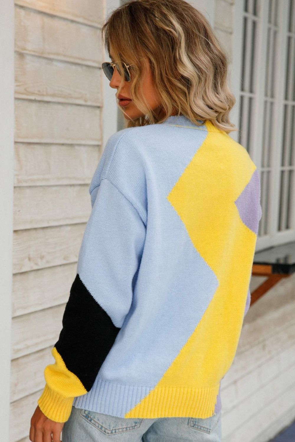 Color Block Ribbed Trim Round Neck Sweater