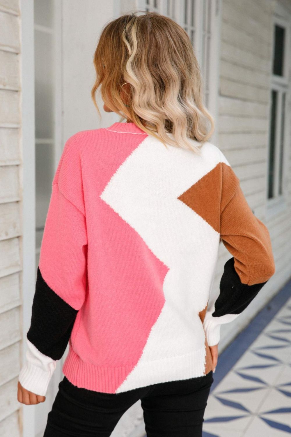Color Block Ribbed Trim Round Neck Sweater