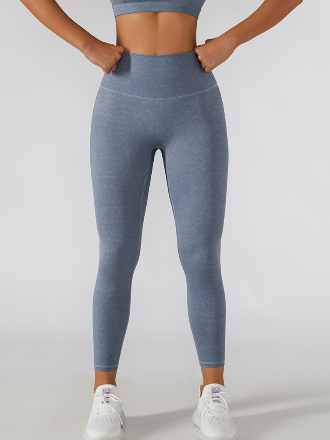 Elastic Waistband Cropped Sports Leggings