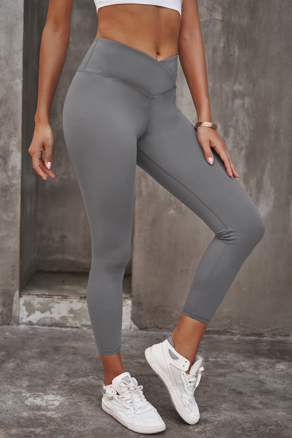 Crisscross Cropped Yoga Leggings