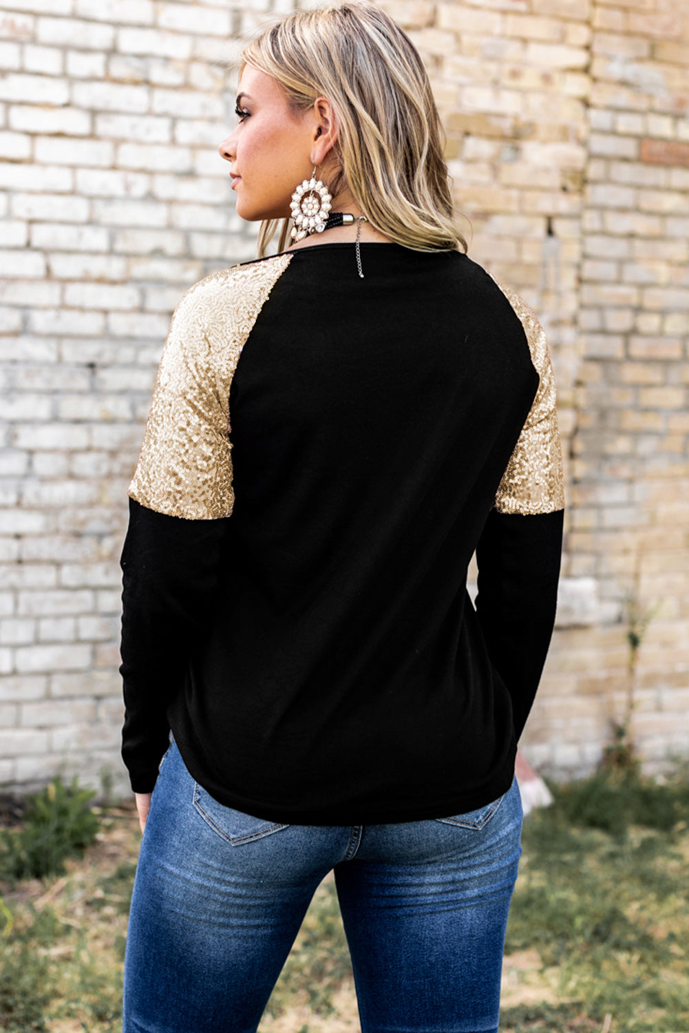 THANKFUL Graphic Sequin Long Sleeve Top