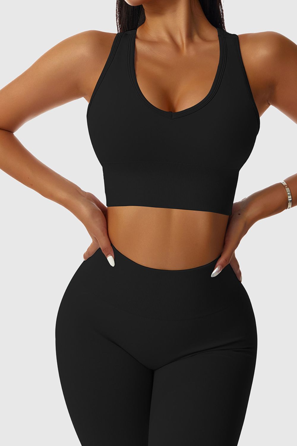 Breathable Sports Bra and Elastic Waistband Leggings Set