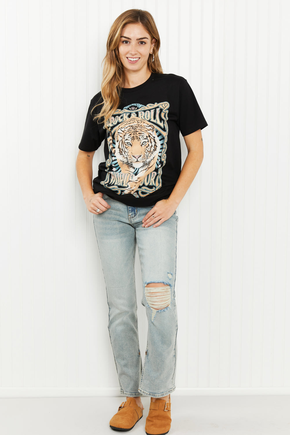 Lotus Fashion Rock & Roll World Tour 1976 Graphic Tee