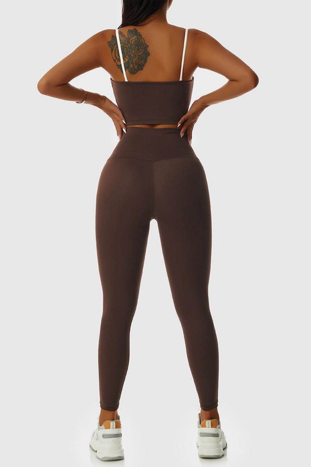 Contrast Sports Bra and Leggings Set
