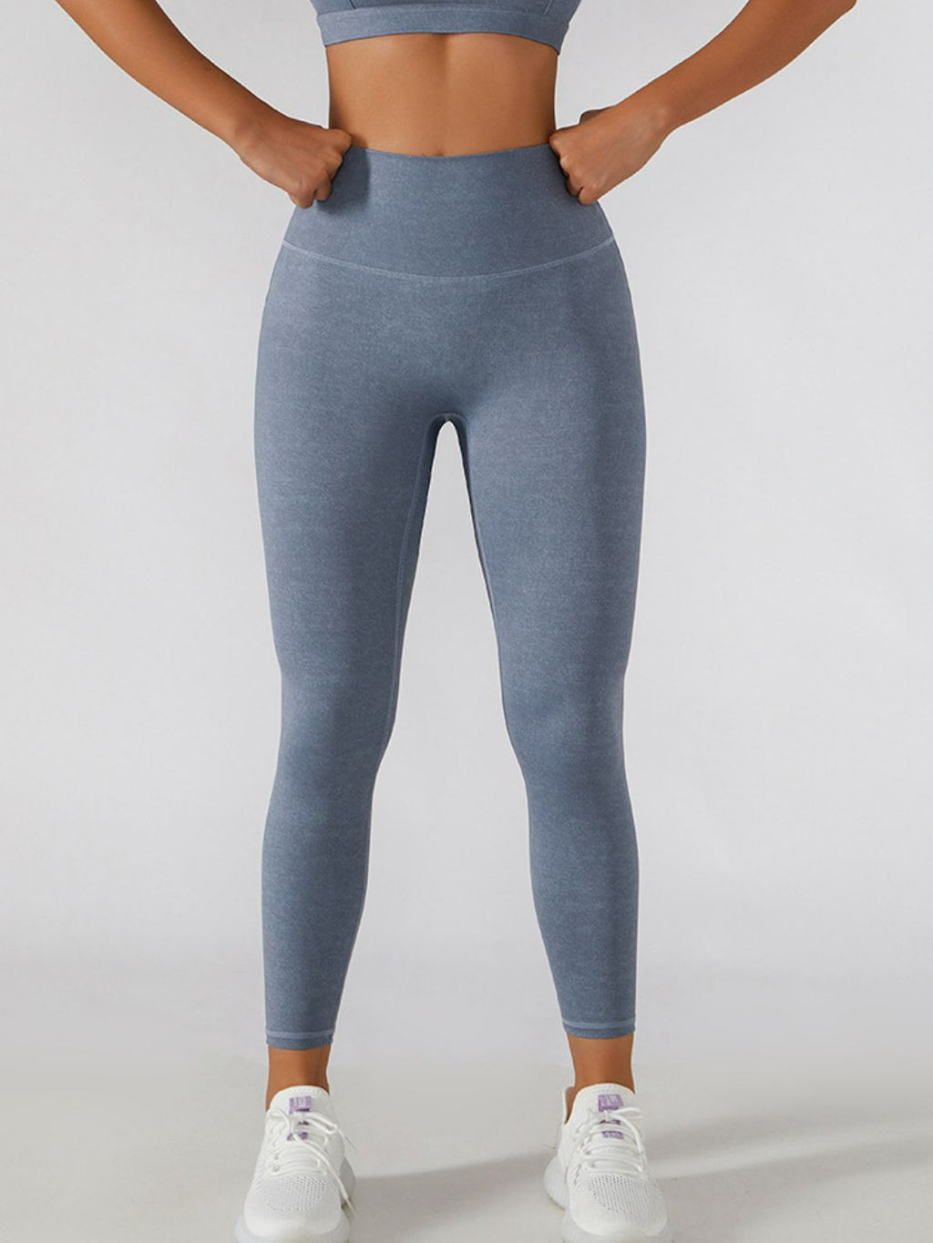 Elastic Waistband Cropped Sports Leggings