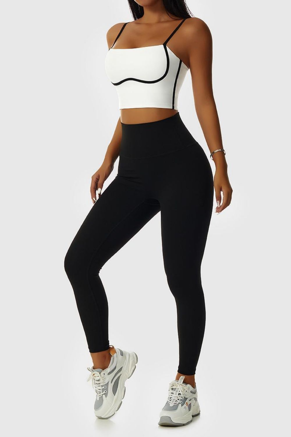 Contrast Sports Bra and Leggings Set