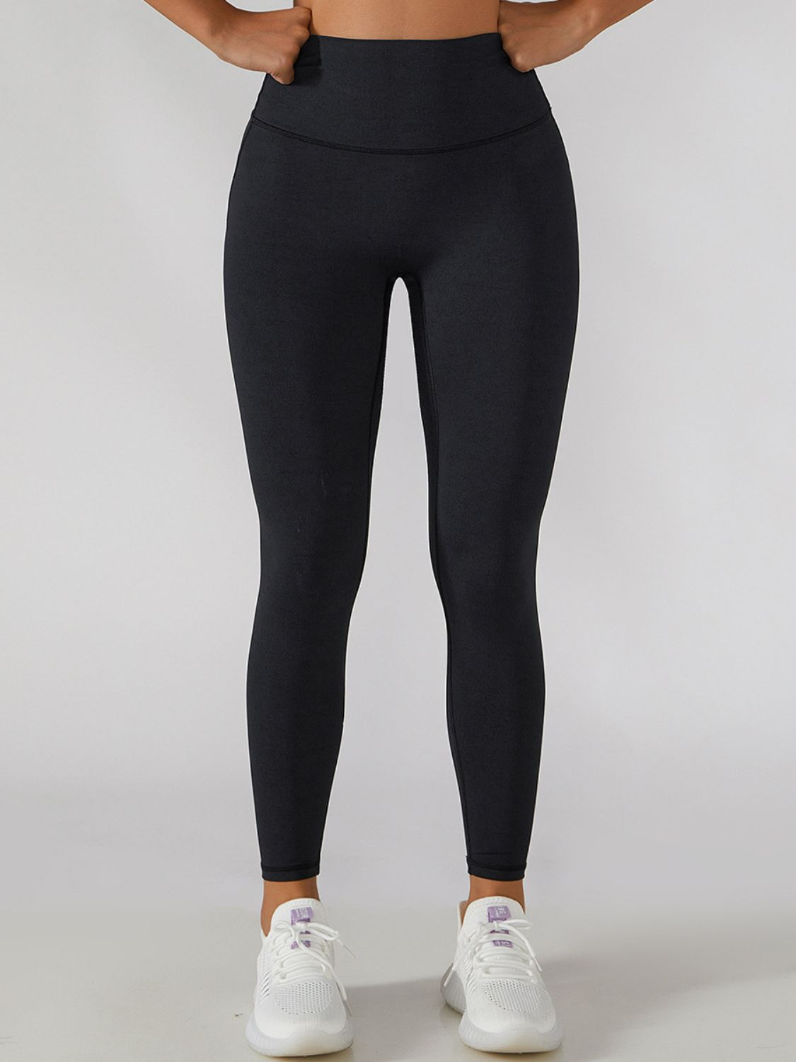 Elastic Waistband Cropped Sports Leggings