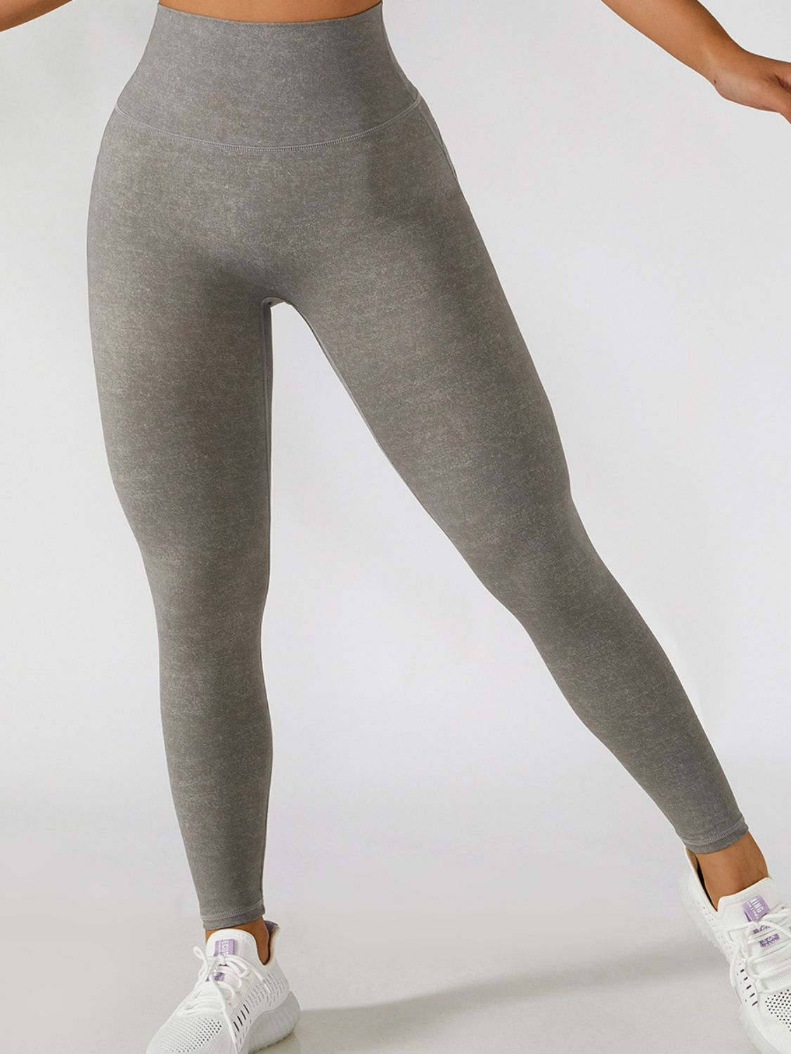 Elastic Waistband Cropped Sports Leggings