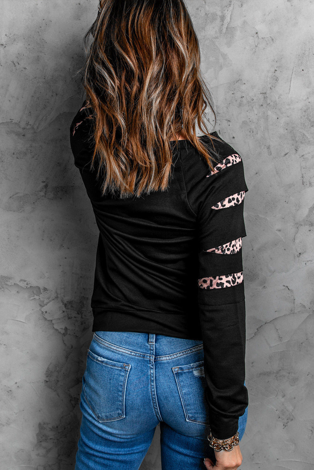 THANKFUL Leopard Pumpkin Graphic Sweatshirt