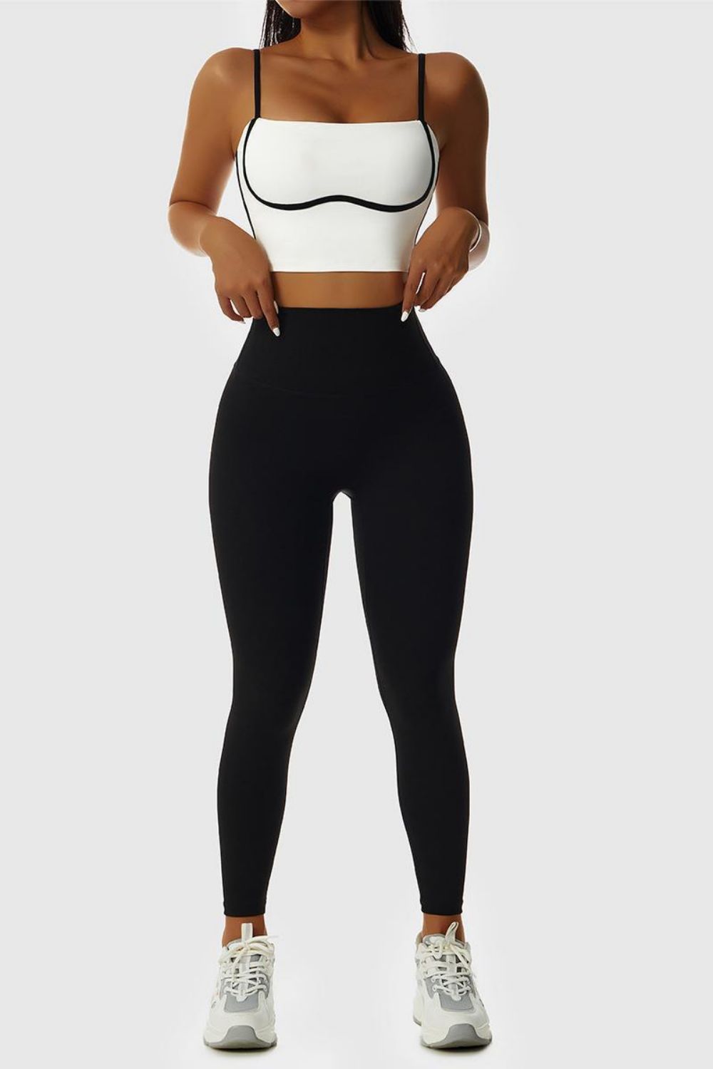 Contrast Sports Bra and Leggings Set