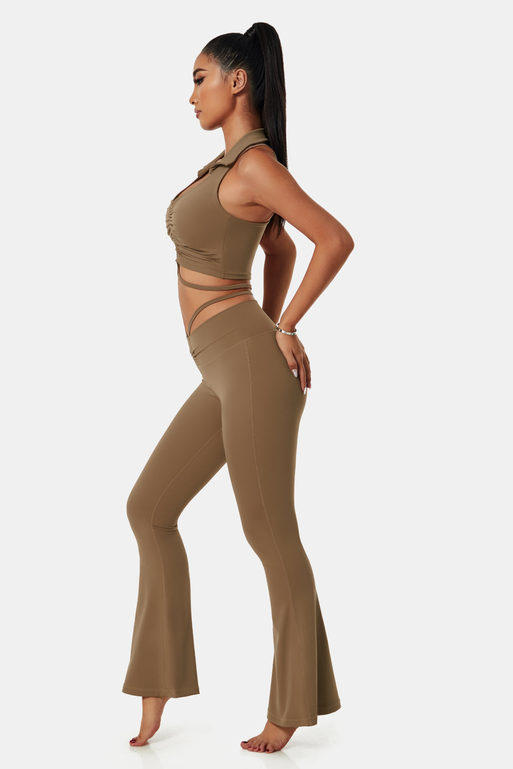 Collared Sports Bra and Flare Yoga Pants Set