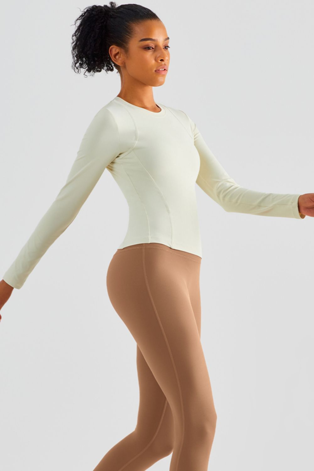Seam Detail Round Neck Long Sleeve Sports Top